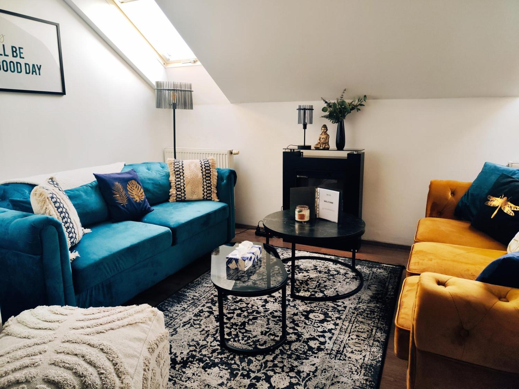Spacious Flat & Parking Possibility, 3 Stops To Wenceslav Square Praha Eksteriør bilde